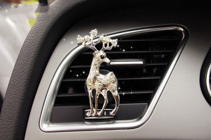 Cartoon Car Fragrance Car Interior Perfume Aromatherapy Female Car Supplies (Option: Sika deer silver)