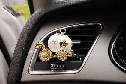 Cartoon Car Fragrance Car Interior Perfume Aromatherapy Female Car Supplies (Option: White pumpkin cart)